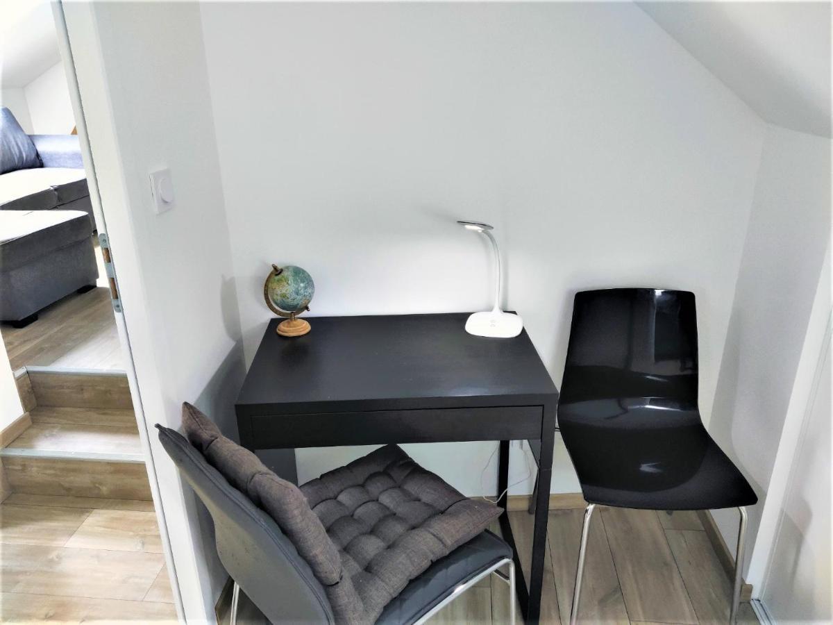 Appartement T3 "Yuca" Hyper Centre D'Ernée Dış mekan fotoğraf